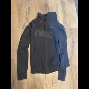 Nike better world women’s hoodie sweatshirt, large black
